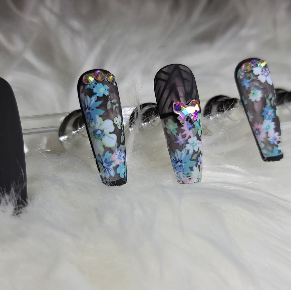 Press on Nails